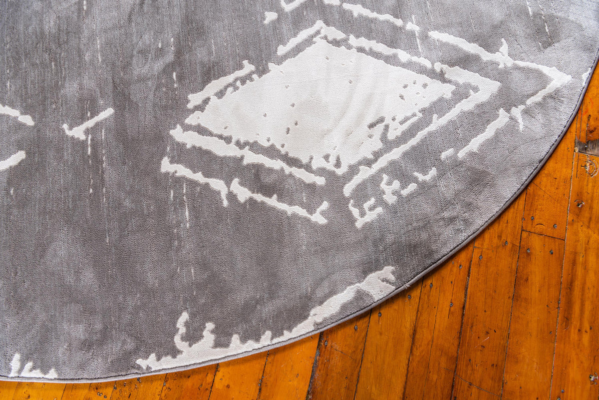 Jakobe - Faded Diamond Pattern Rug