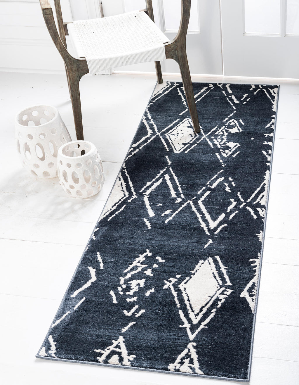 Jakobe - Faded Diamond Pattern Rug