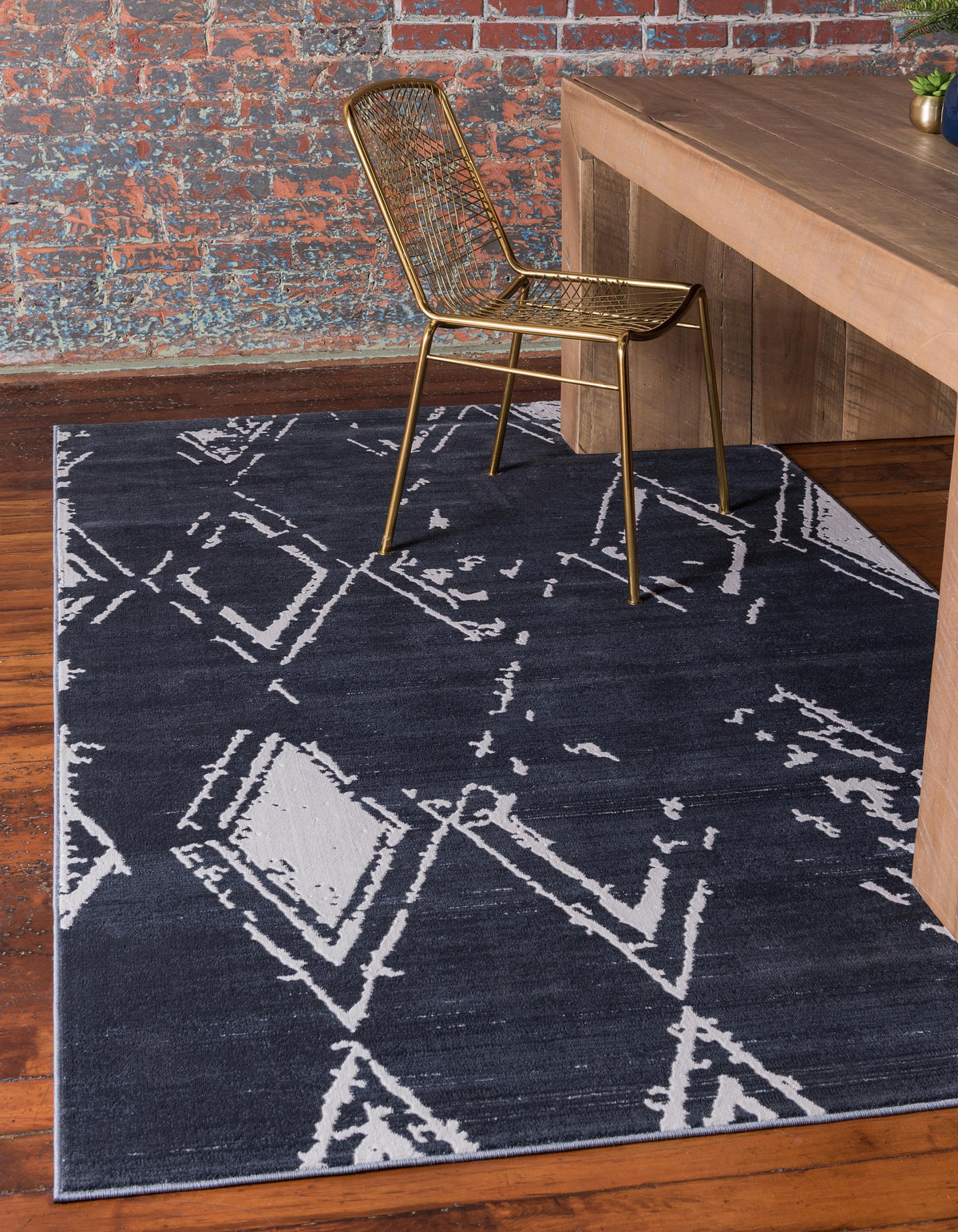 Jakobe - Faded Diamond Pattern Rug